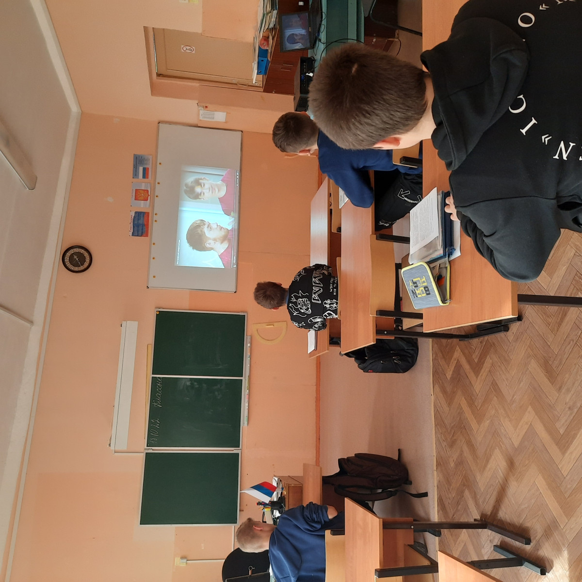Постер к социальной практике: Все мы гении