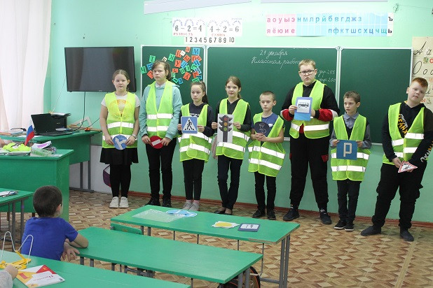 Постер к социальной практике: Будьте бдительны!