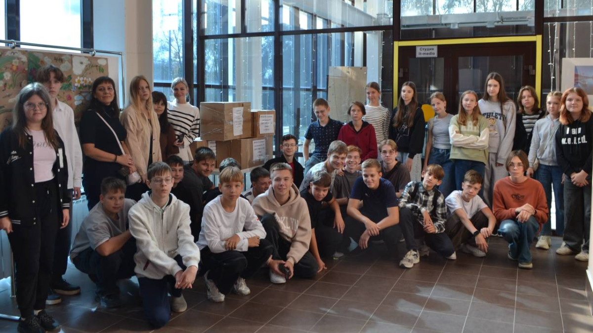 Постер к социальной практике: "Мы с вами,герои"