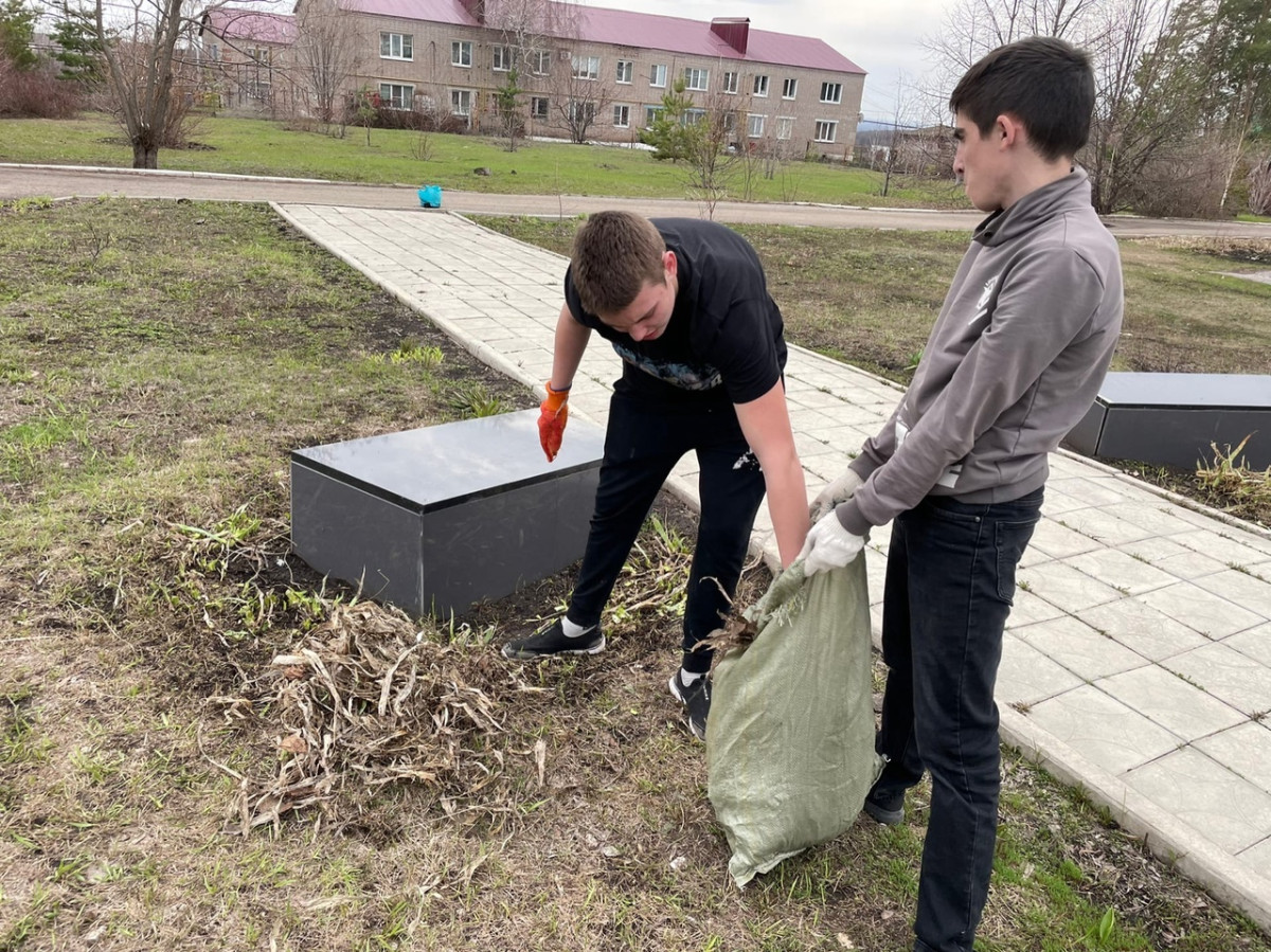 Постер к социальной практике: Чтим память героев