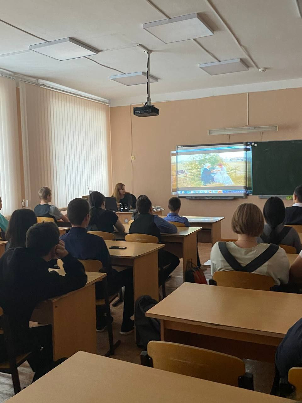 Постер к социальной практике: Взрослый пример