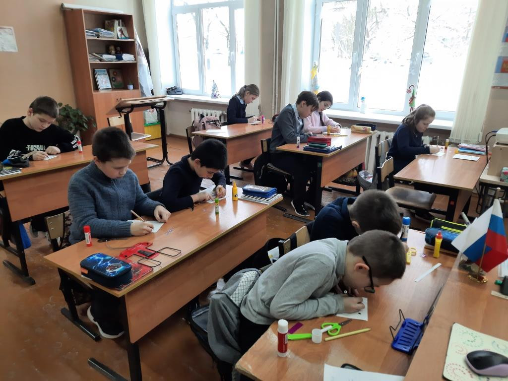 Постер к социальной практике: Новогодний подарок