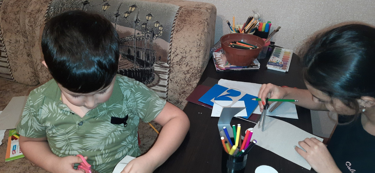 Постер к социальной практике: Мама-первое слово!