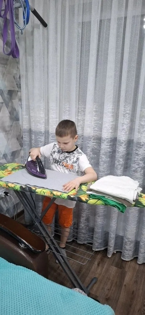 Постер к социальной практике: Труд – это основа жизни человека