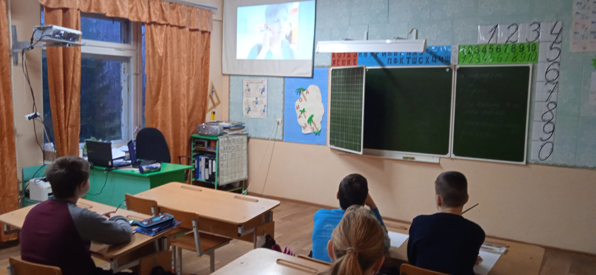 Постер к социальной практике: покормите птиц