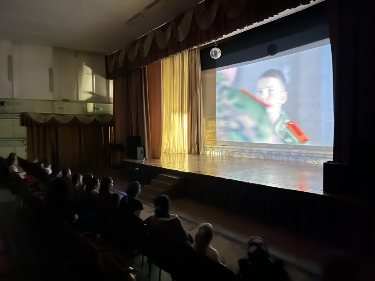 Постер к социальной практике: Мир дому твоему, защитник!