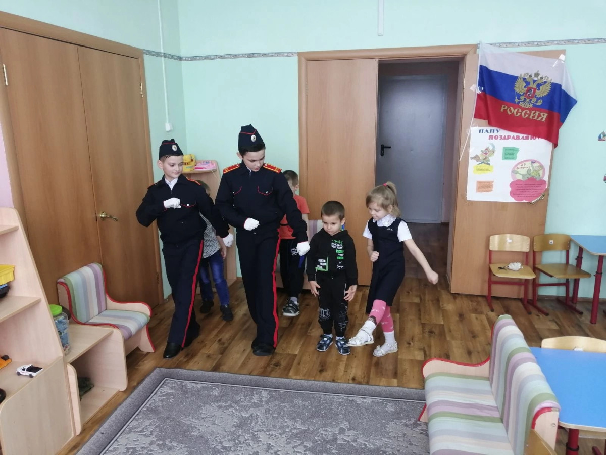 Постер к социальной практике: Вспомним о войне