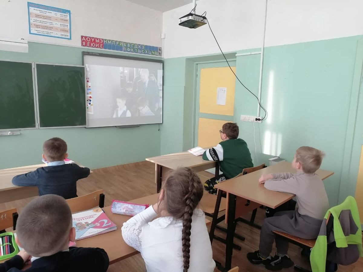 Постер к социальной практике: РАБОТАЕМ НАД ТАКИМ КАЧЕСТВОМ КАК -ТРУДОЛЮБИЕ