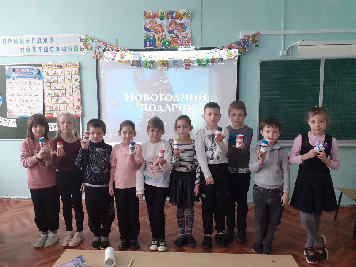 Постер к социальной практике: "Кто любит добрые дела, тому и жизнь мила!"