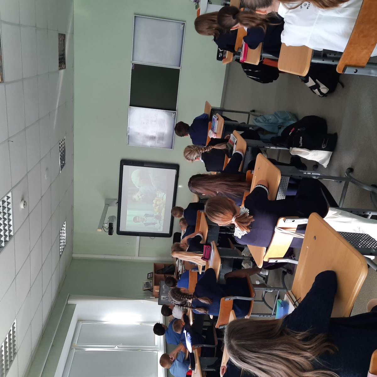 Постер к социальной практике: "Труд превыше всего!"