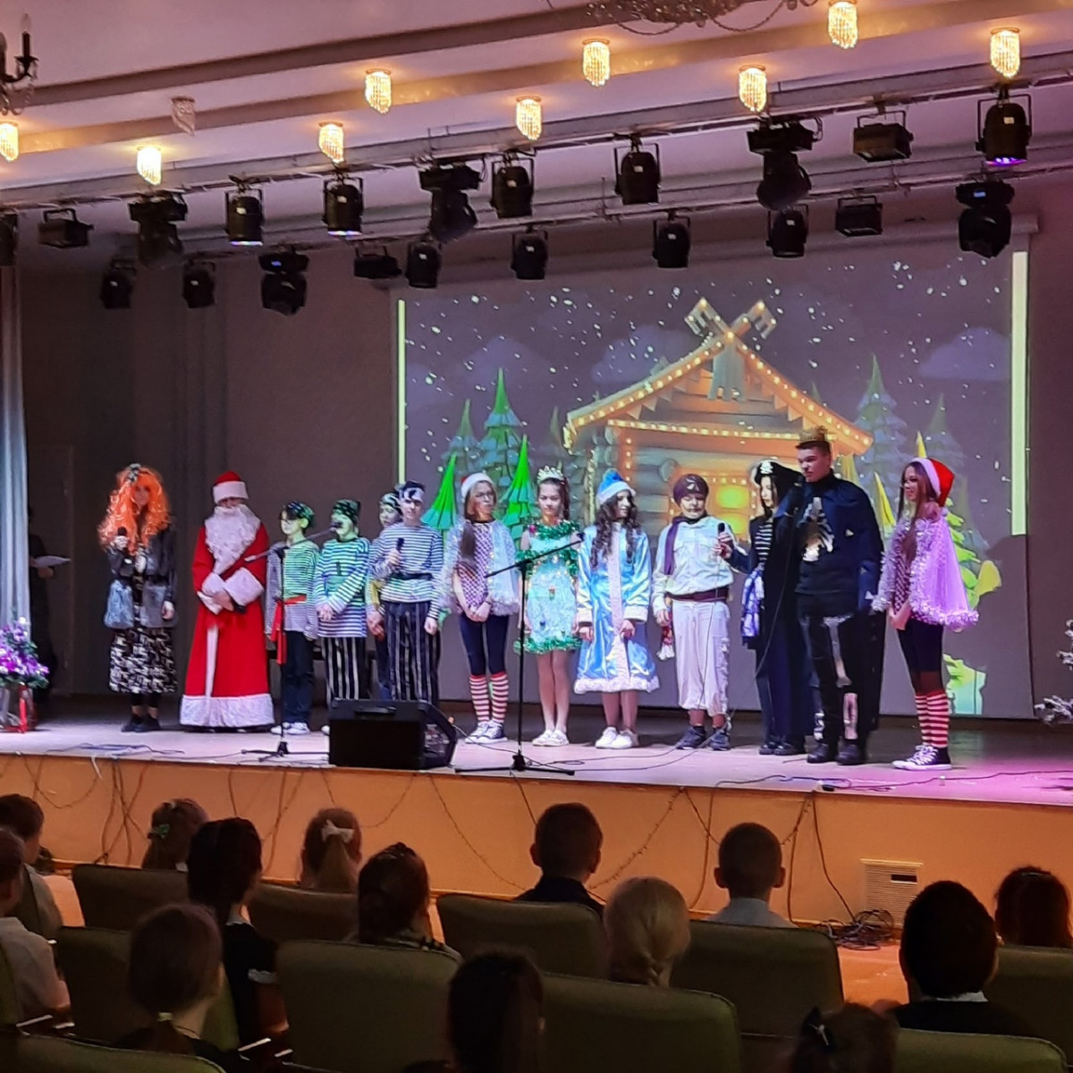 Постер к социальной практике: Новогодний подарок