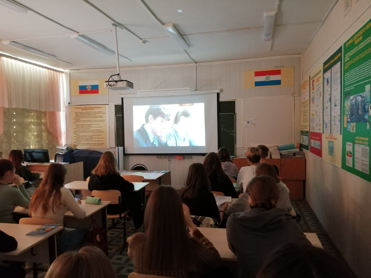 Постер к социальной практике: Через терни к звездам