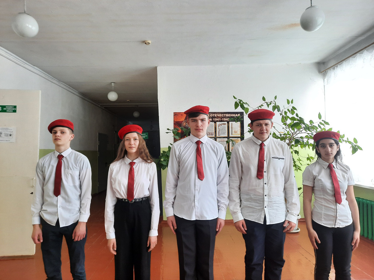 Постер к социальной практике: Мы остаёмся людьми, пока у нас есть душа