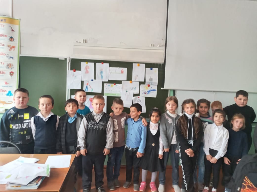 Постер к социальной практике: "Друзья"