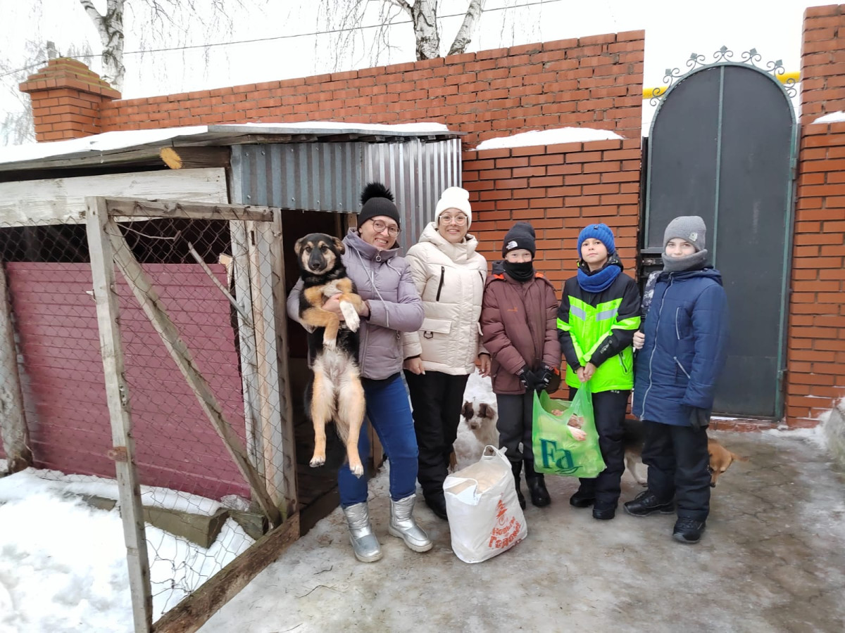 Постер к социальной практике: Большая помощь маленькому другу.