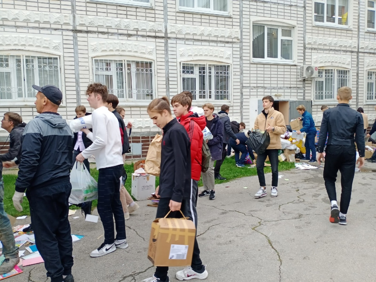 Постер к социальной практике: Экология начинается с себя