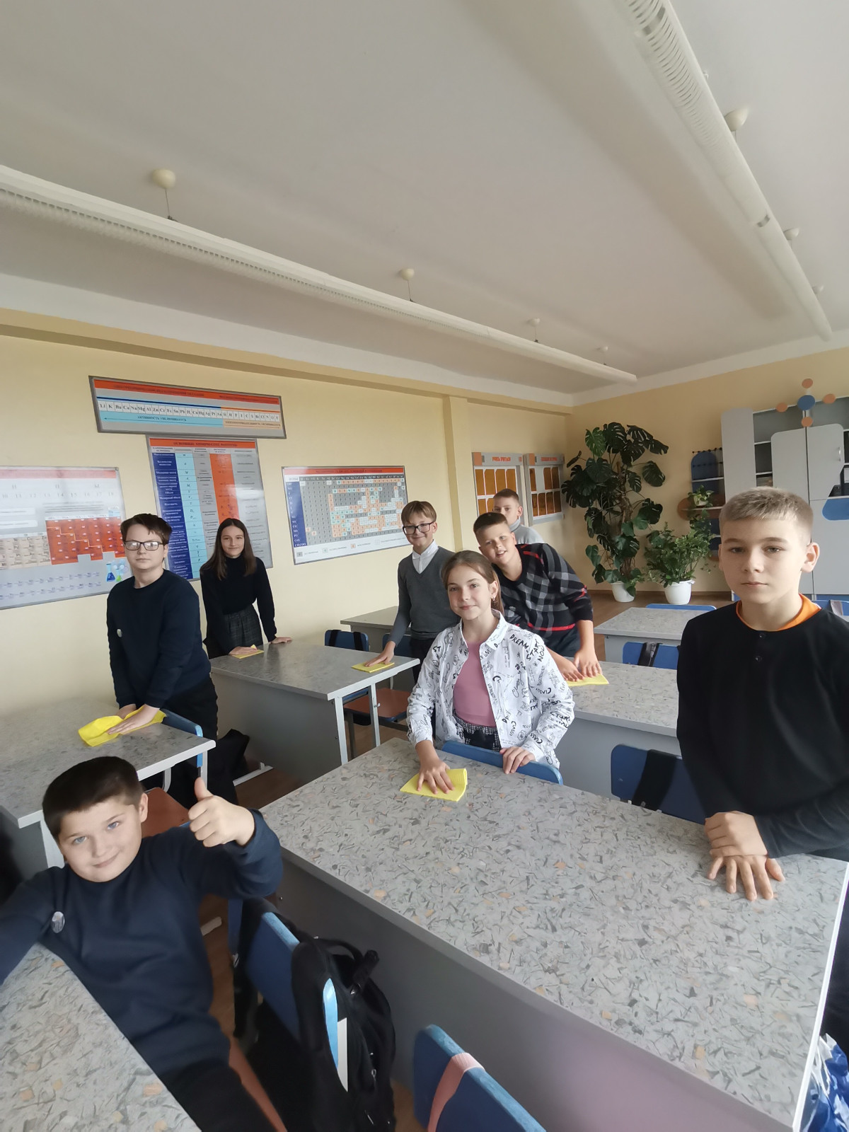 Постер к социальной практике: Создательный труд