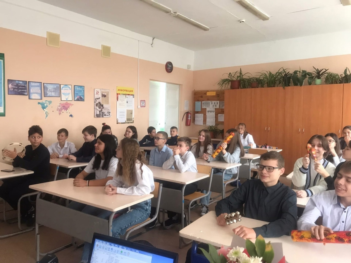 Постер к социальной практике: Герой, пример для подражания
