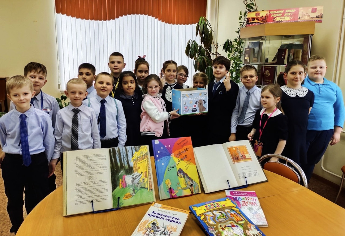 Постер к социальной практике: «Помощь слабым – дело сильных!»