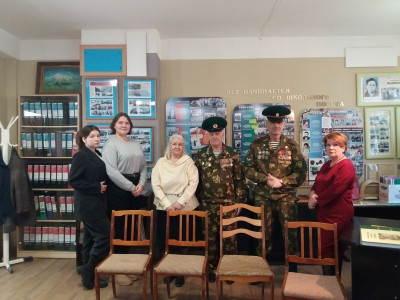 Постер к социальной практике: Герои живут рядом