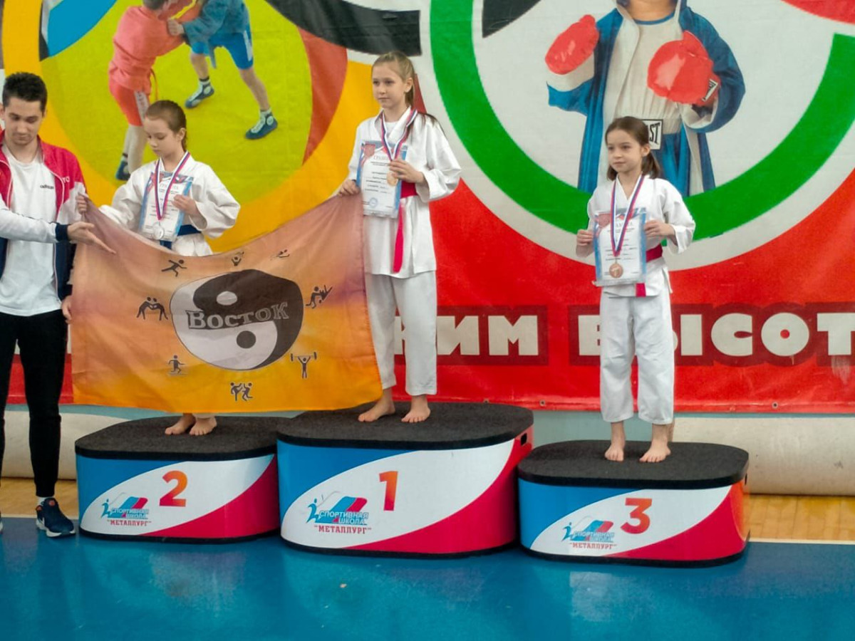 Постер к социальной практике: чем труднее досталась победа, тем больше ты счастлив, что добился ее.