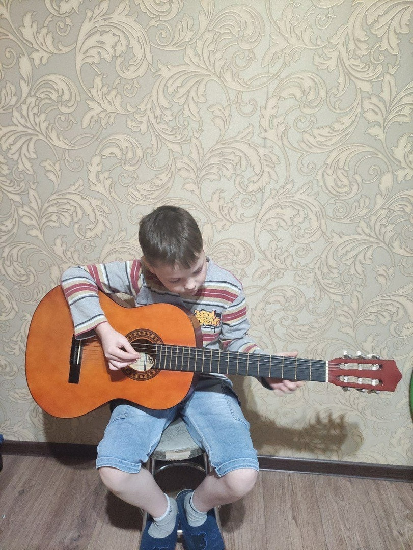 Постер к социальной практике: Труд - основа жизни