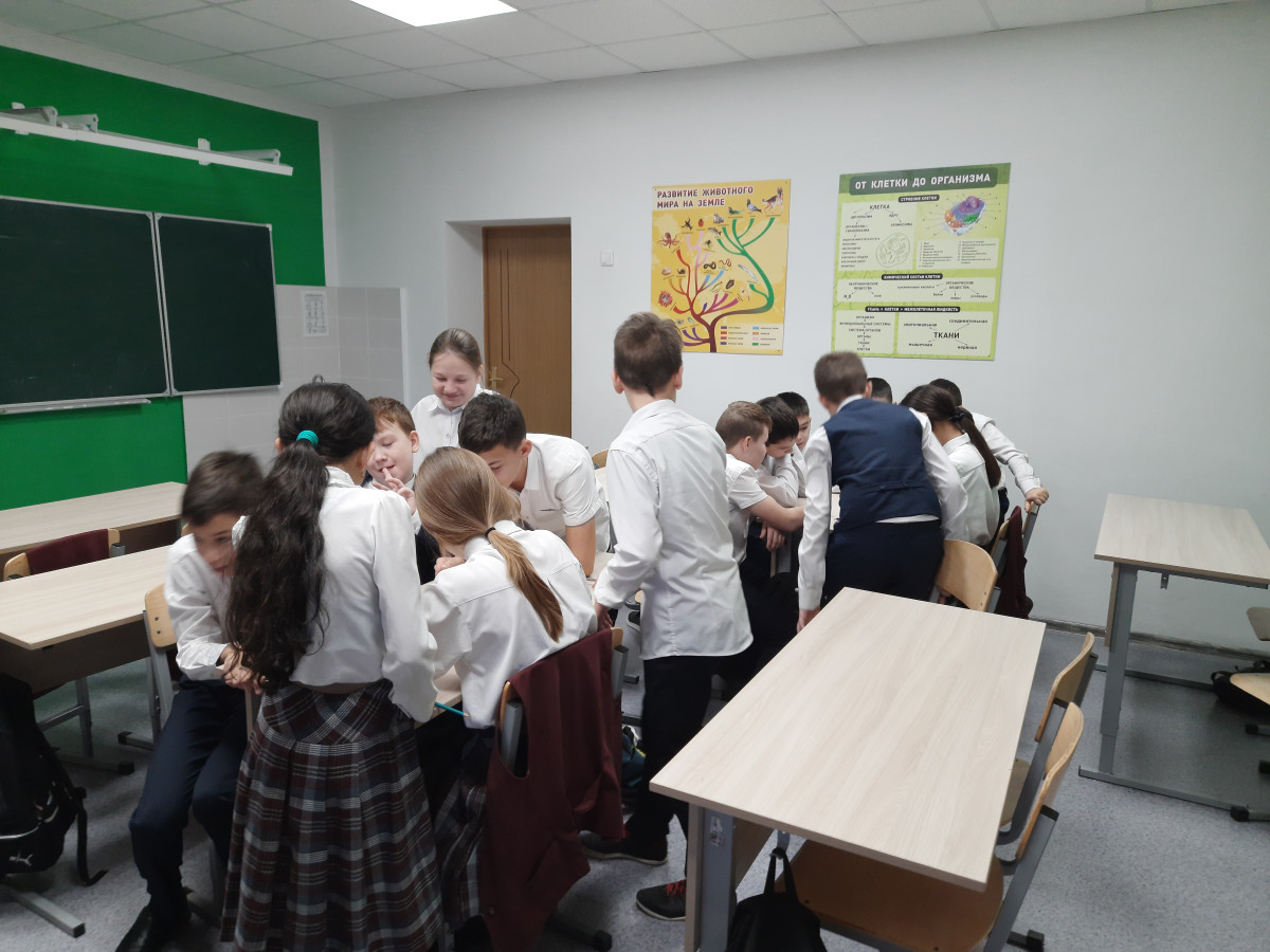 Постер к социальной практике: Слава защитникам нашей Родины