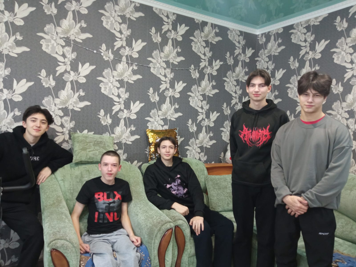 Постер к социальной практике: Счастье-быть ЧЕЛОВЕКОМ !
