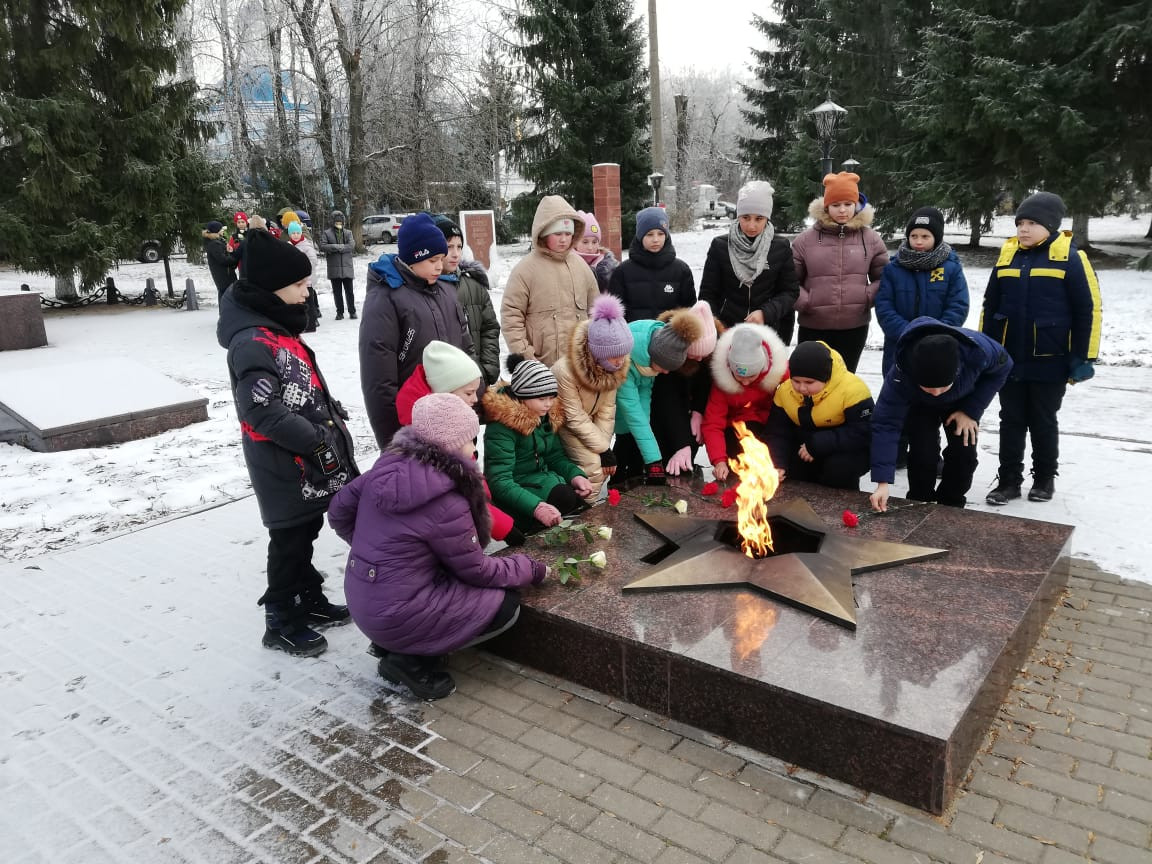 Постер к социальной практике: Благодарность освободителям города.