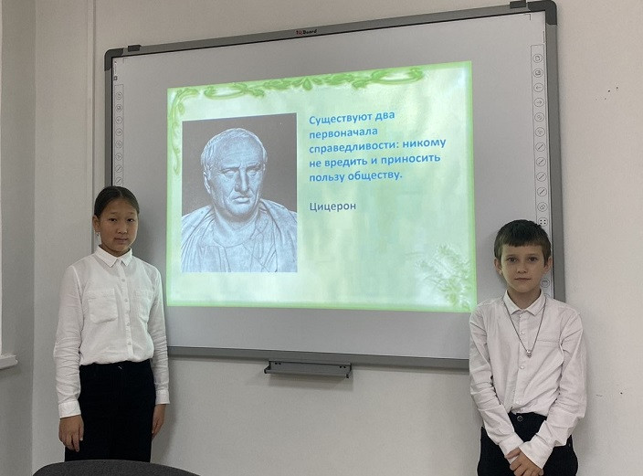 Постер к социальной практике: Истина и справедливость превыше всего.