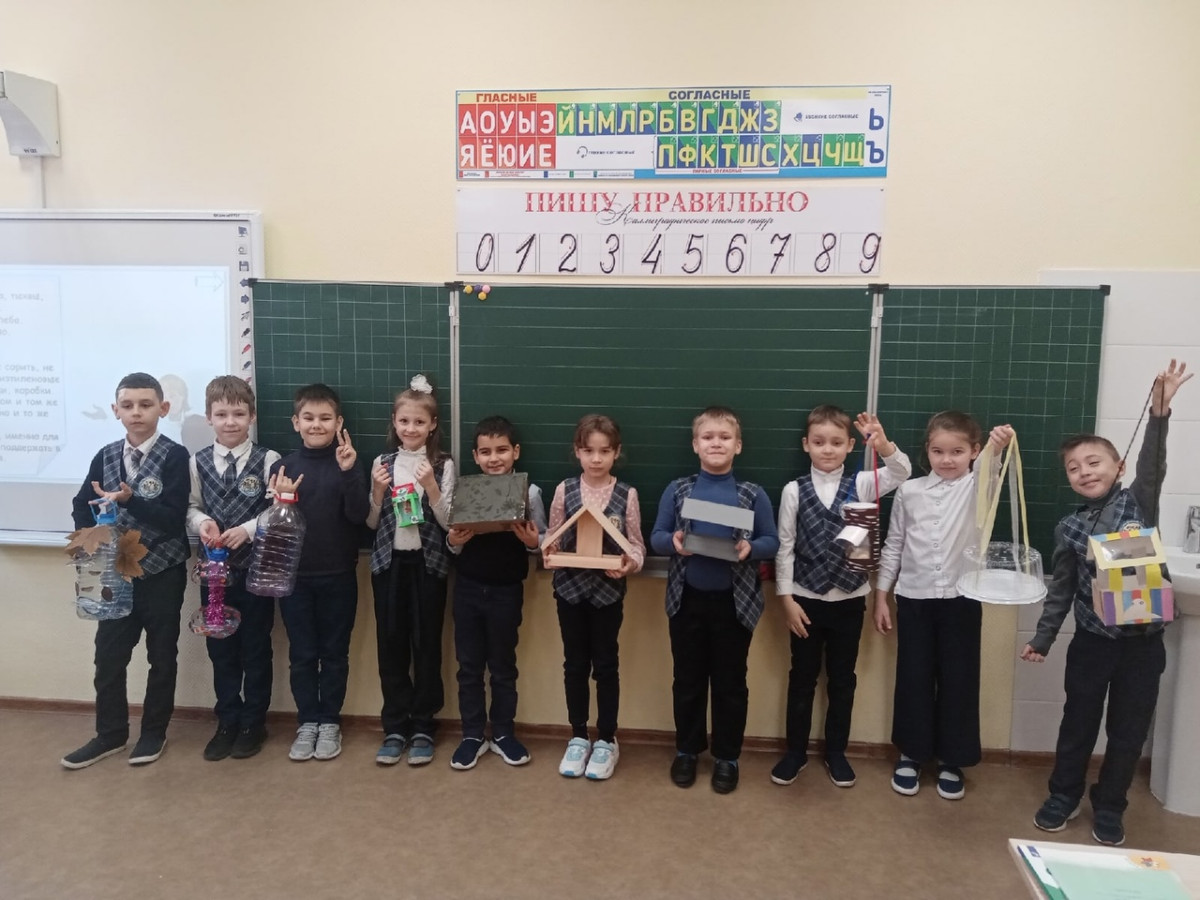Постер к социальной практике: "Помоги животным и птицам зимой"