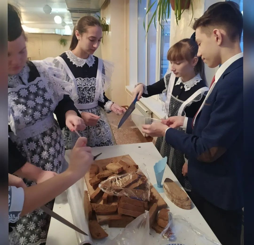 Постер к социальной практике: Блокадный хлеб