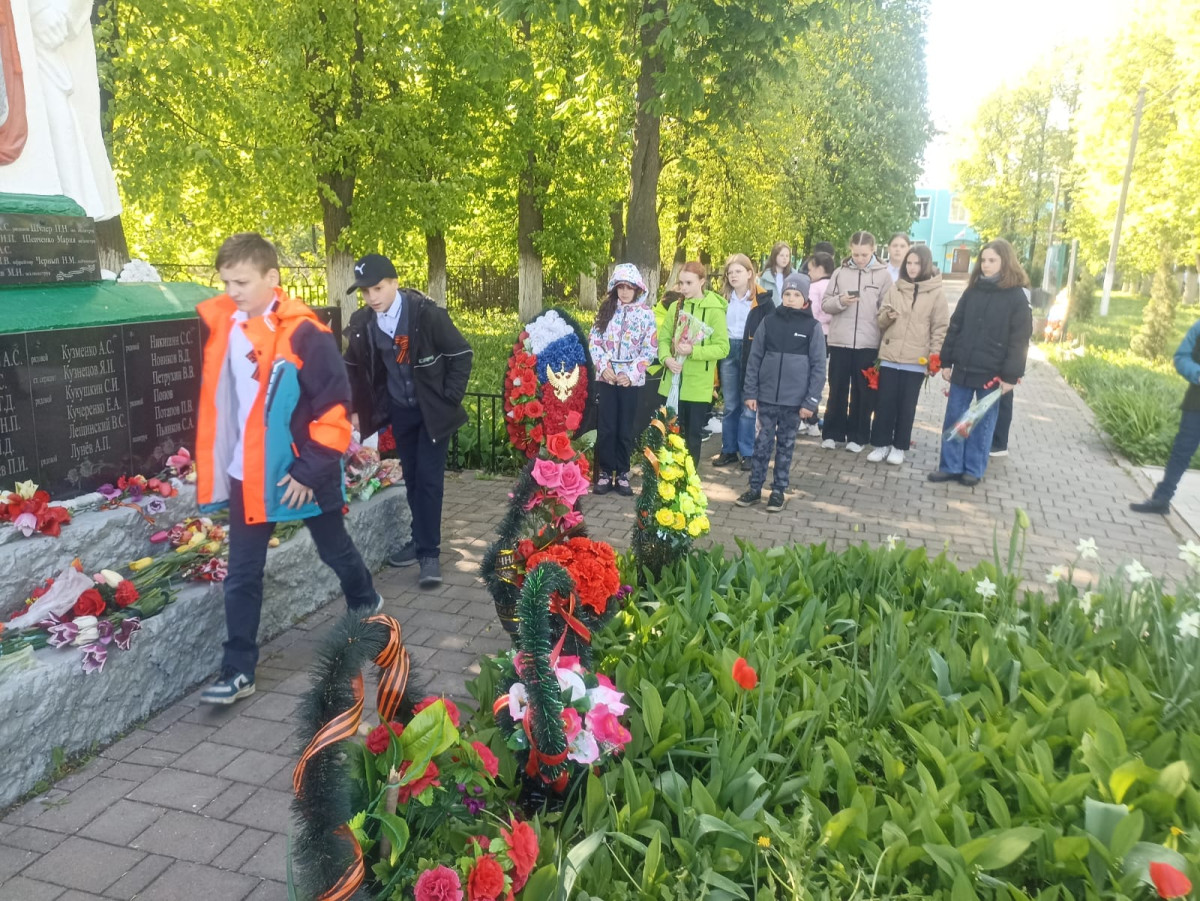 Постер к социальной практике: Чтим память героев!