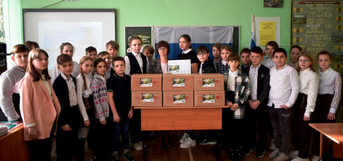 Постер к социальной практике: Путь к цели – путь к миру!