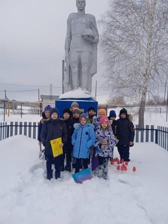 Постер к социальной практике: Герои,примеры для подражания