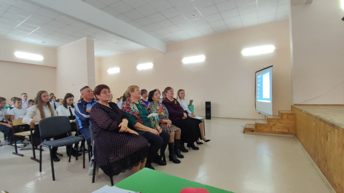 Постер к социальной практике: Учителями славится Россия!