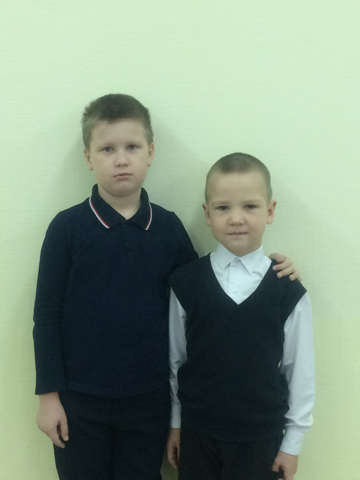 Постер к социальной практике: Настоящий друг - это тот, кому мы верим, кто не предает, не подведет.