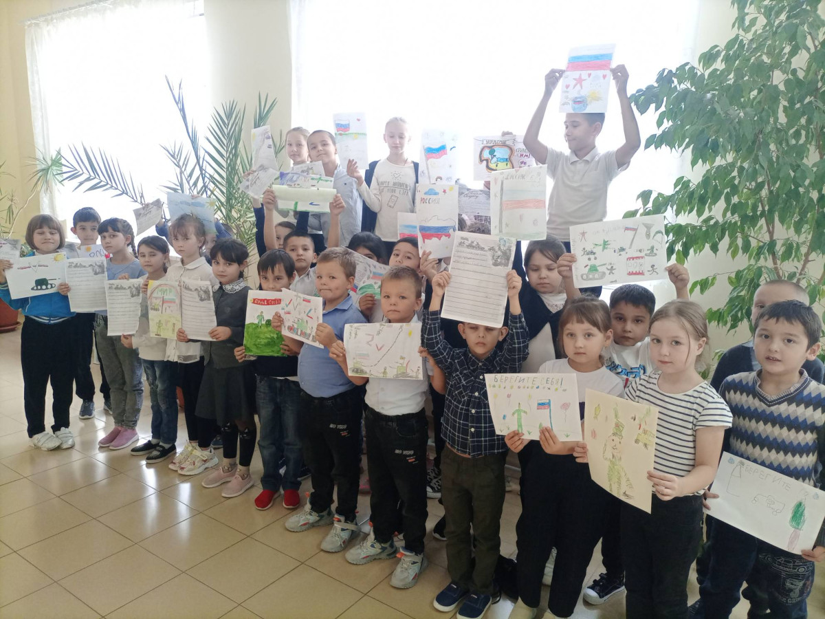 Постер к социальной практике: Чувство долга перед Родиной