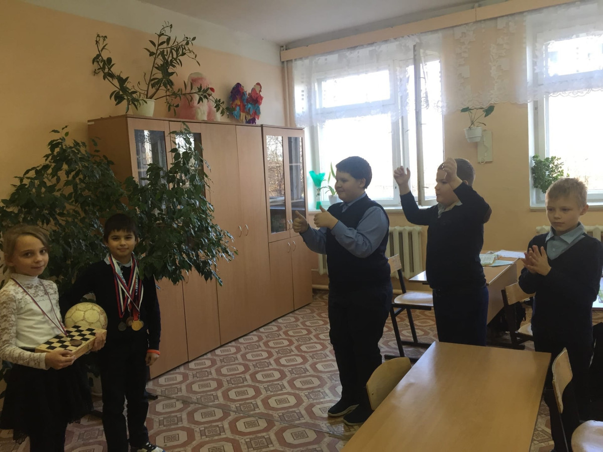 Постер к социальной практике: "Поздравляем с победой!"