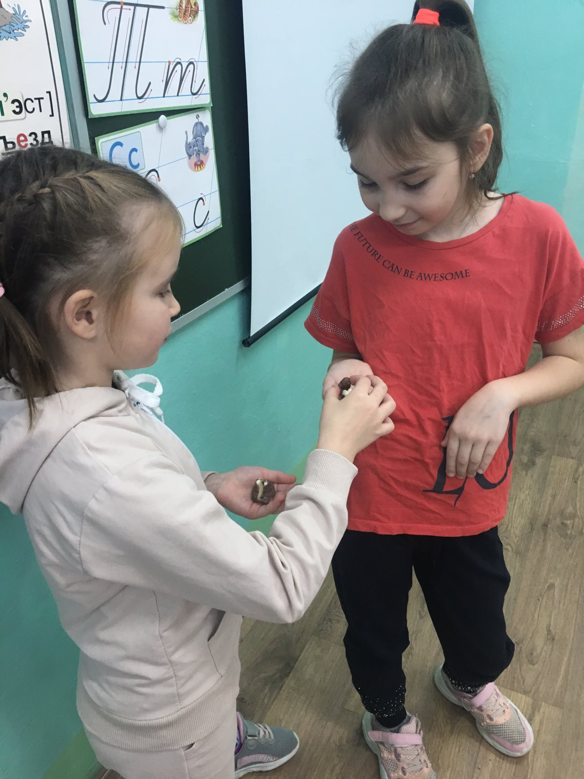 Постер к социальной практике: Дружба крепкая