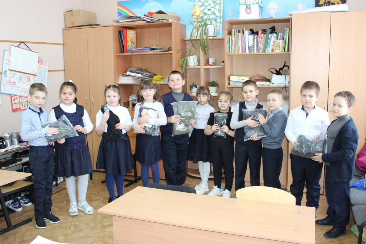 Постер к социальной практике: Тёплые вещи с любовью на СВО