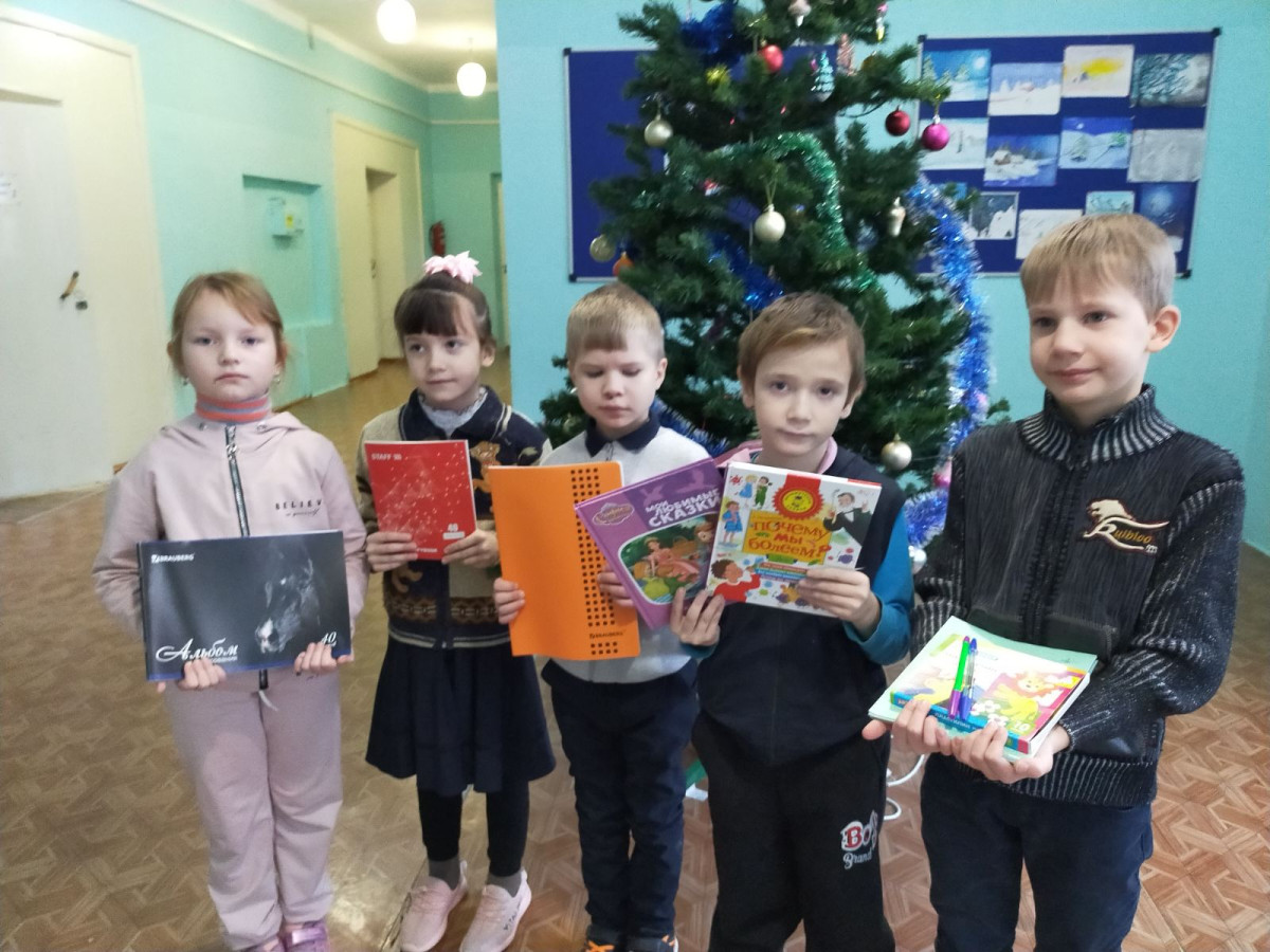 Постер к социальной практике: Акции «Новогоднее чудо».