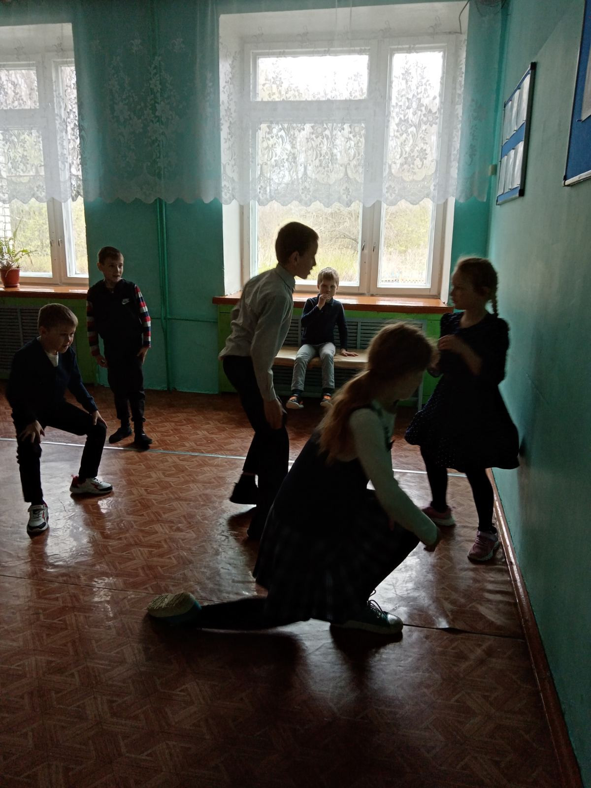 Постер к социальной практике: Социальная практика «Веселые переменки»