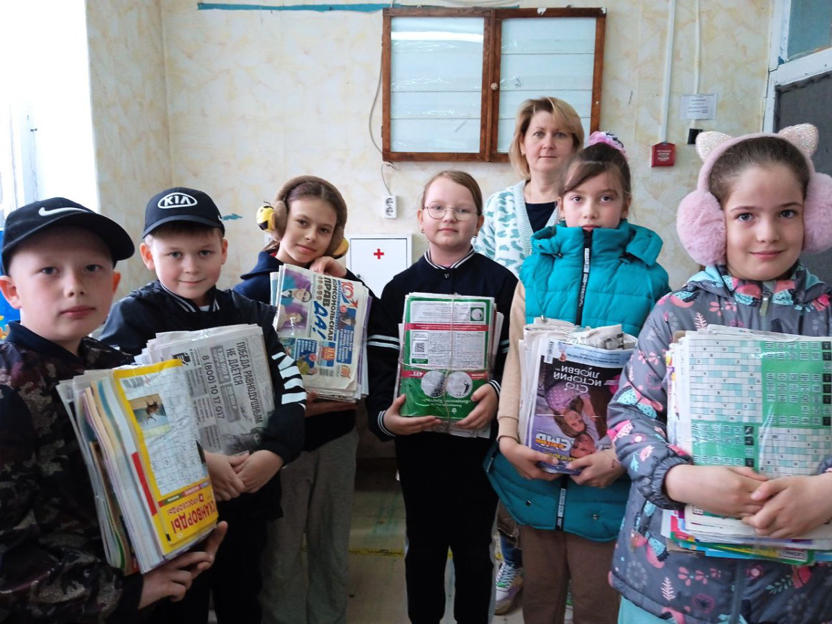 Постер к социальной практике: АКЦИЯ "СПАСИ ДЕРЕВО - СОБЕРИ МАКУЛАТУРУ!"