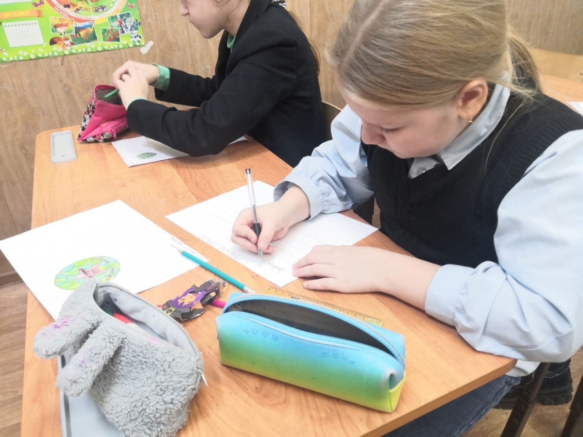 Постер к социальной практике: Мы верим в наших героев