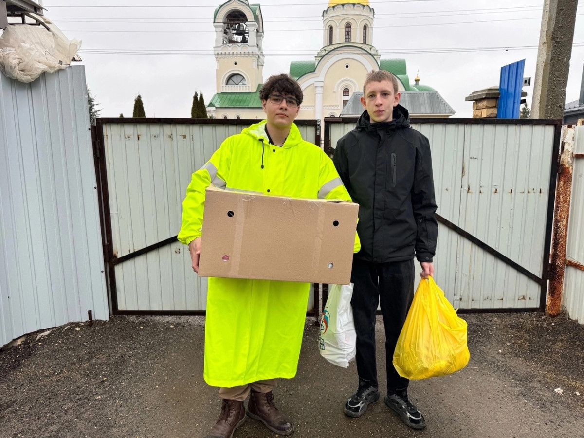 Постер к социальной практике: Вместе со СВОими