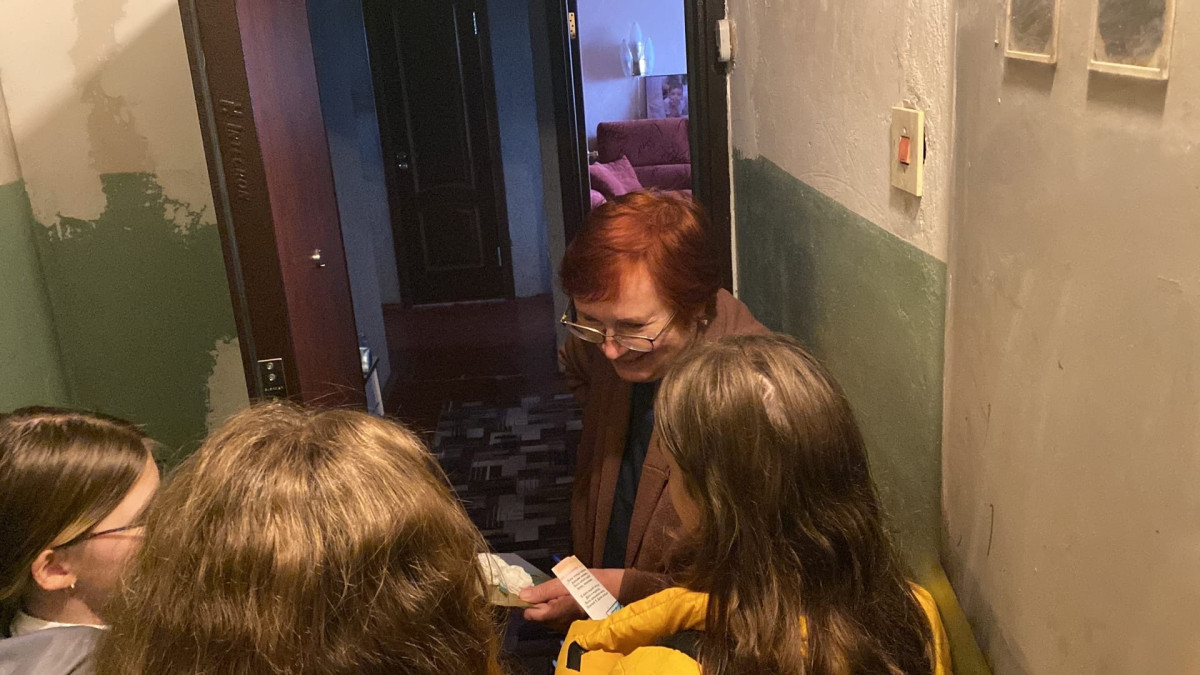 Постер к социальной практике: Проявлять уважение к слабым