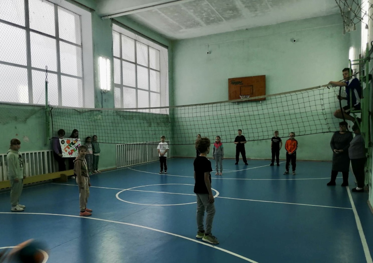 Постер к социальной практике: Спорт закаляет характер и волю.