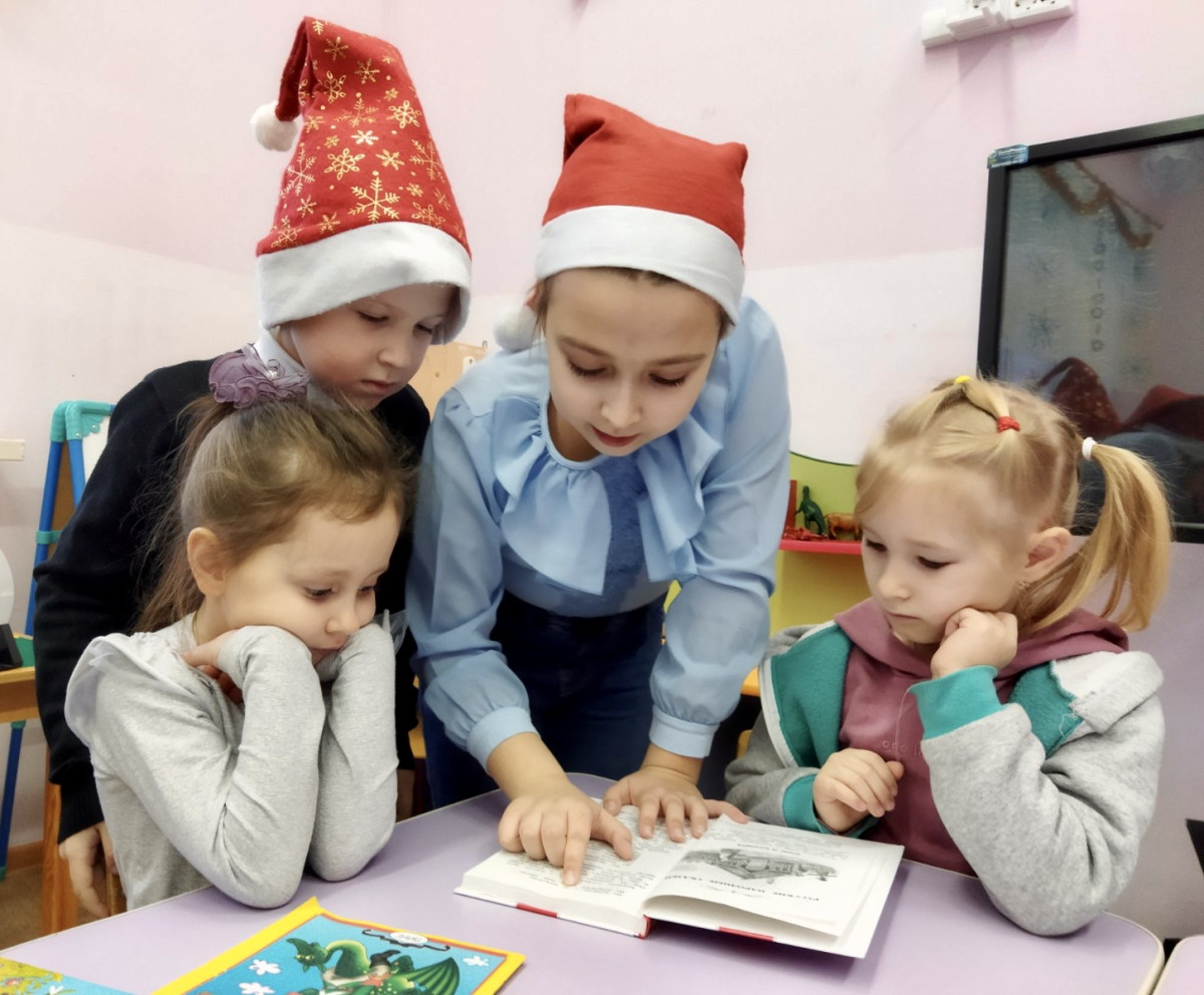 Постер к социальной практике: Подарки для будущих первоклассников.