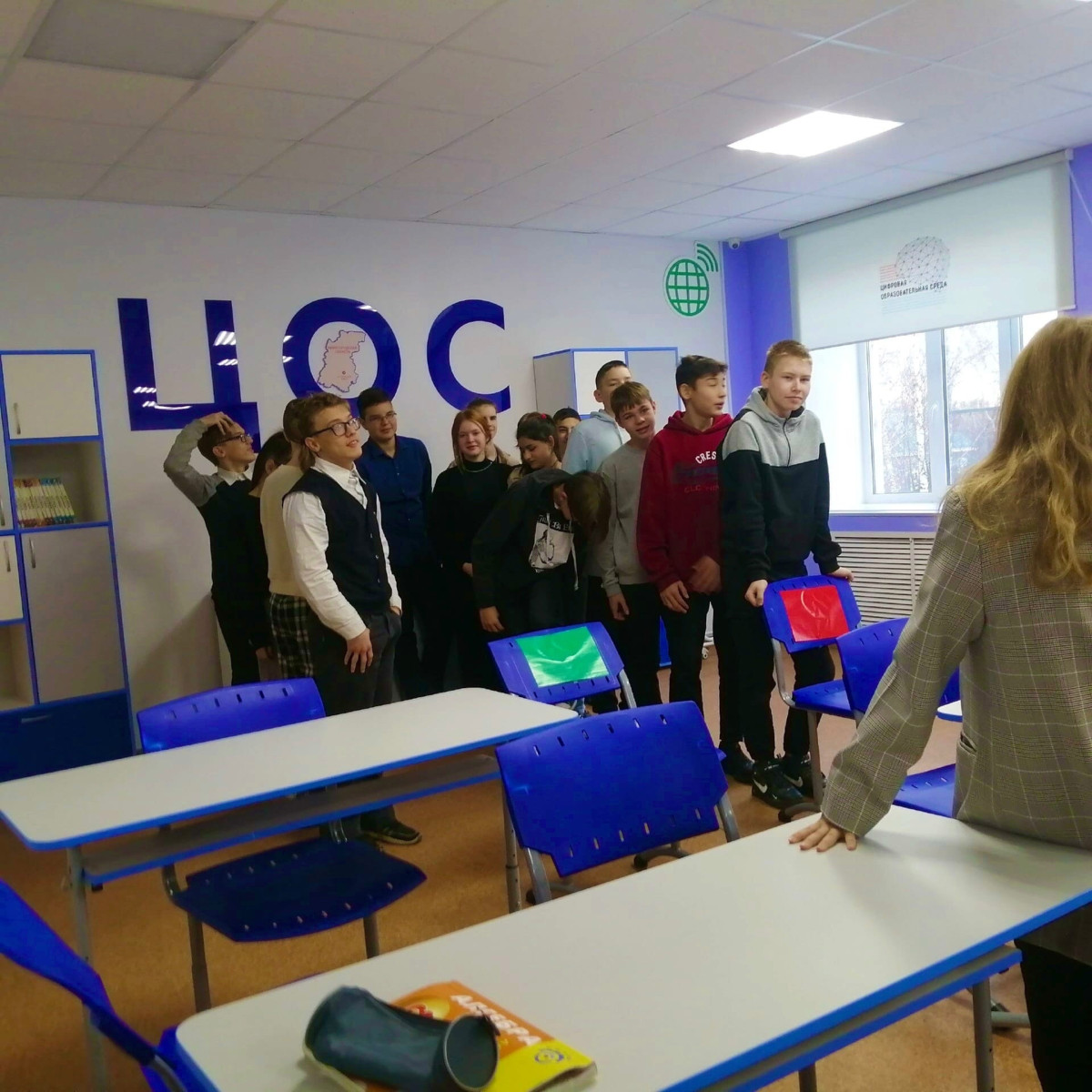 Постер к социальной практике: "Воздержусь/Соглашусь"